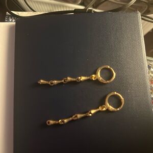 Elegant Gold Drop Earrings